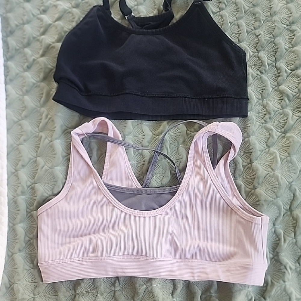 Avia Black and Light Pink Sports Bras Also Black Sports Bra. Size 14_16